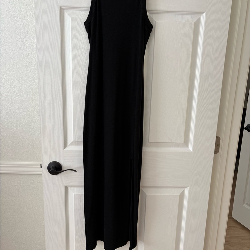 Elegant Black Sleeveless Maxi Dress